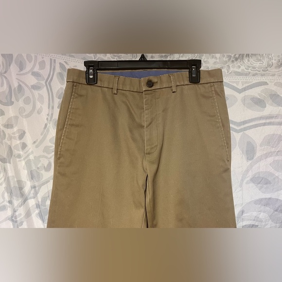 Haggar Clothing Straight Fit Premium No Iron Khaki Pants Preppy Men's Size 32x32 - Picture 2 of 9